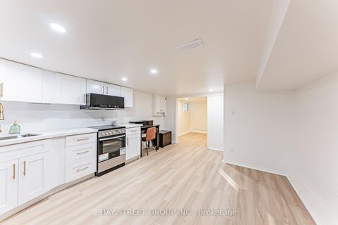 Photo 31 at 397 Kingston Road, The Beaches, Toronto