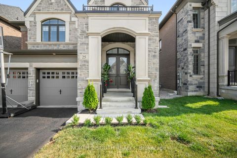 Photo 2 at 25 Pine Heights Drive, Vellore Village, Vaughan