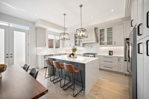 Photo 9 at 25 Pine Heights Drive, Vellore Village, Vaughan