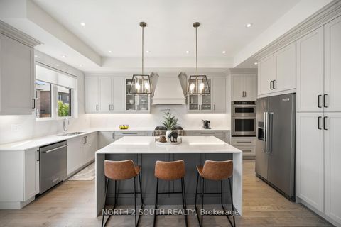 Photo 10 at 25 Pine Heights Drive, Vellore Village, Vaughan