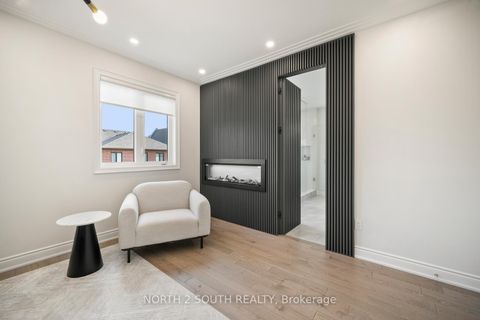 Photo 32 at 25 Pine Heights Drive, Vellore Village, Vaughan
