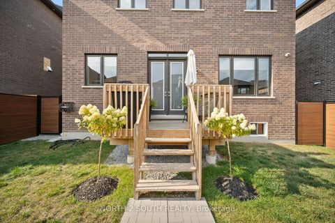 Photo 46 at 25 Pine Heights Drive, Vellore Village, Vaughan