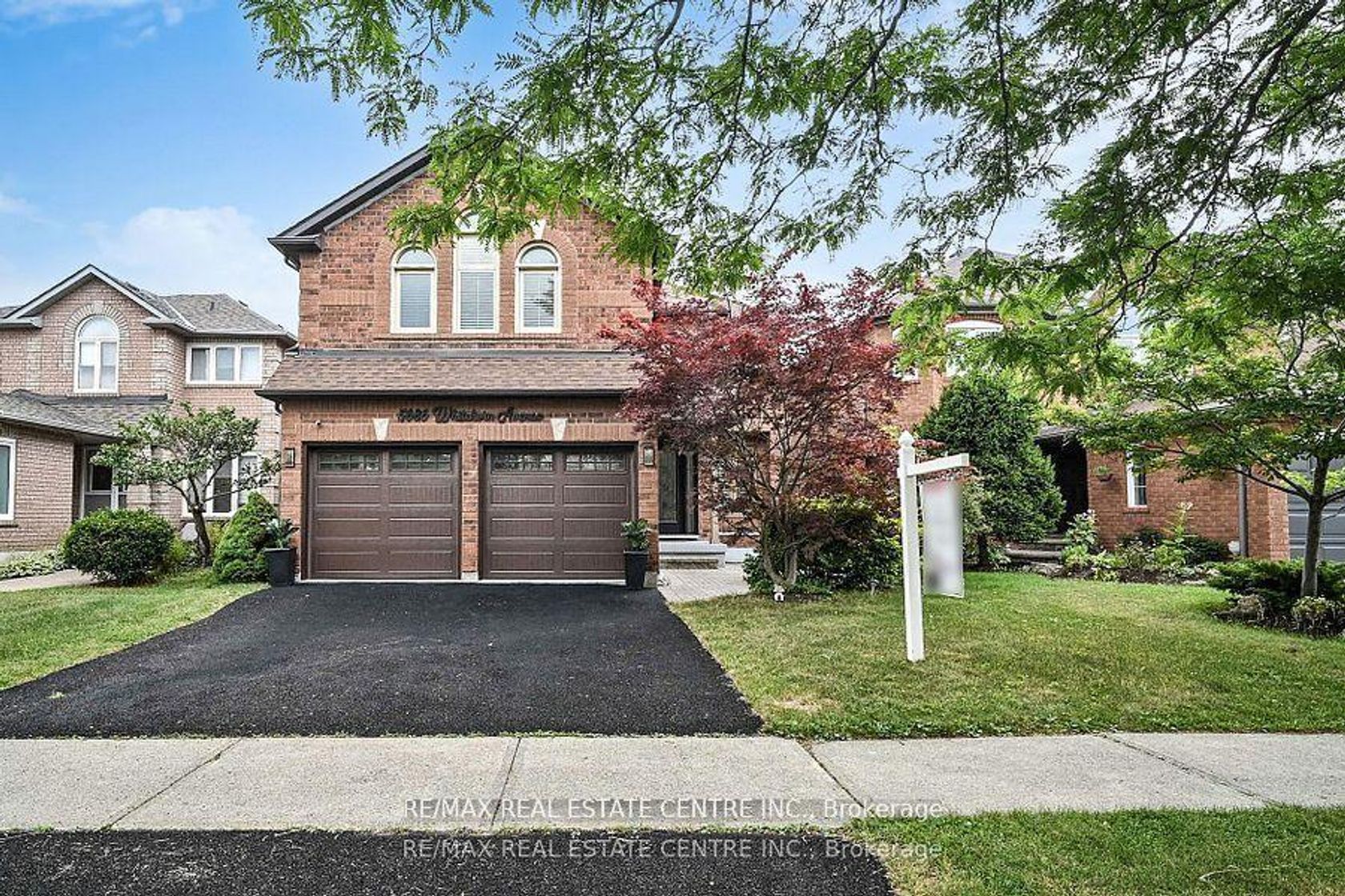 5686 Whitehorn Avenue, East Credit, Mississauga 