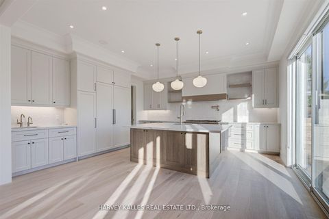 Photo 14 at 15 Drury Lane, Humber Heights, Toronto