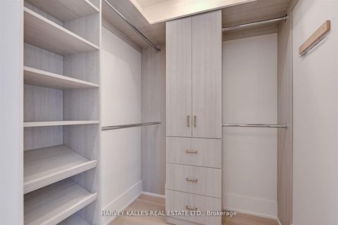 Photo 31 at 15 Drury Lane, Humber Heights, Toronto