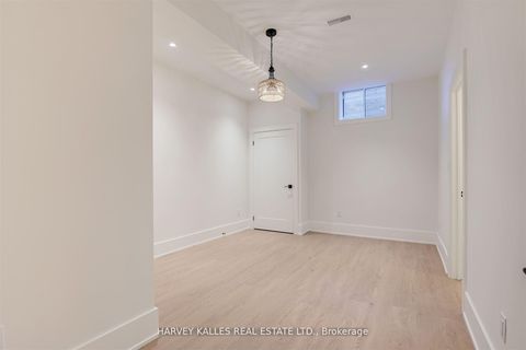 Photo 46 at 15 Drury Lane, Humber Heights, Toronto