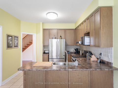 Photo 10 at 450 Pleasant Ridge Avenue, Patterson, Vaughan