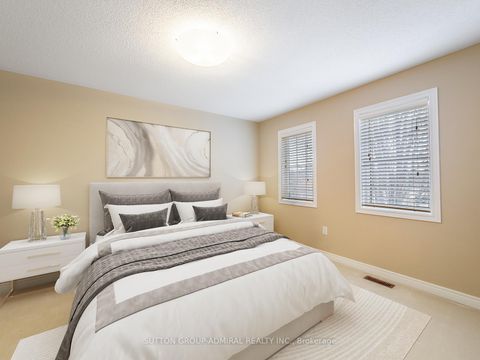 Photo 21 at 450 Pleasant Ridge Avenue, Patterson, Vaughan
