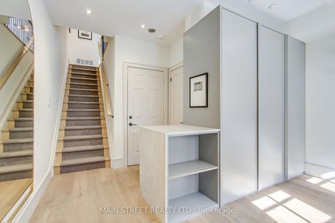 Photo 3 at 27 - 12 Powseland Crescent, West Woodbridge, Vaughan Photo 3 at 27 - 12 Powseland Crescent, West Woodbridge, Vaughan