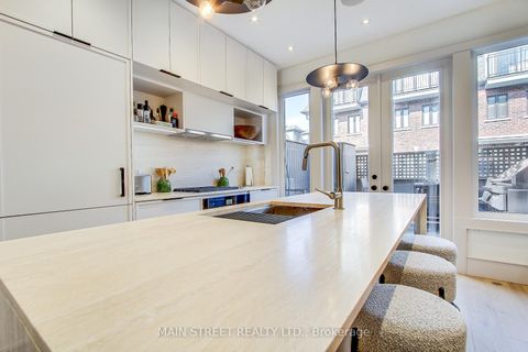 Photo 6 at 27 - 12 Powseland Crescent, West Woodbridge, Vaughan Photo 6 at 27 - 12 Powseland Crescent, West Woodbridge, Vaughan