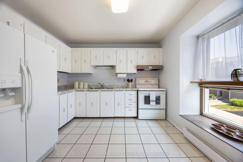 Photo 13 at 2 Sebastian Cabot Way, Jane Heights, Toronto