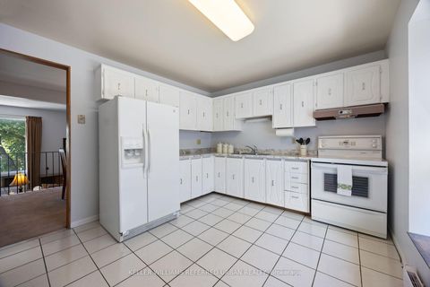Photo 14 at 2 Sebastian Cabot Way, Jane Heights, Toronto