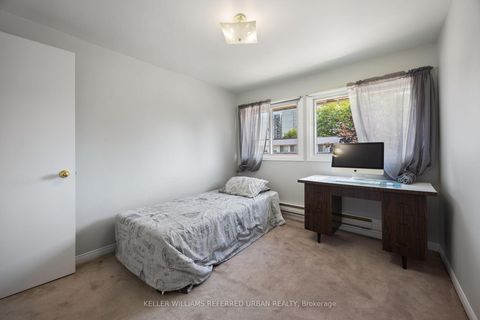 Photo 25 at 2 Sebastian Cabot Way, Jane Heights, Toronto