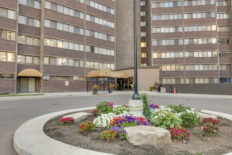 Photo 1 at 907 - 11 Wincott Drive, The Westway, Toronto