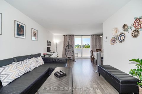 Photo 12 at 1611 - 1 Massey Square, Crescent Town, Toronto