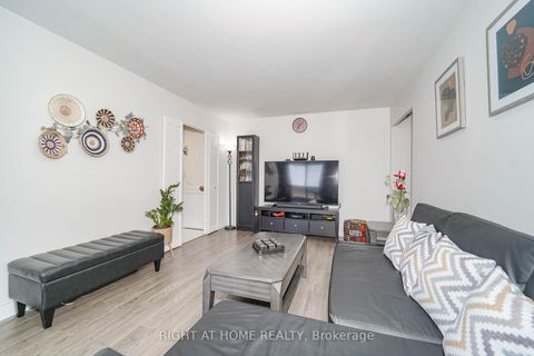 Photo 15 at 1611 - 1 Massey Square, Crescent Town, Toronto
