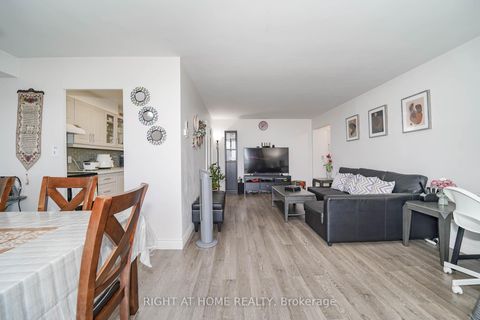 Photo 17 at 1611 - 1 Massey Square, Crescent Town, Toronto