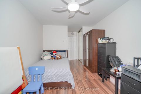 Photo 25 at 1611 - 1 Massey Square, Crescent Town, Toronto