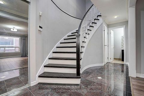 Photo 2 at 15 Saintsbury Square, Milliken, Toronto