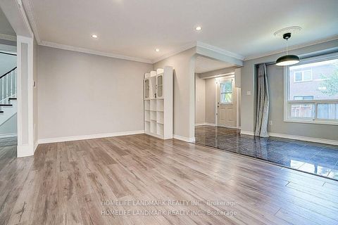 Photo 10 at 15 Saintsbury Square, Milliken, Toronto