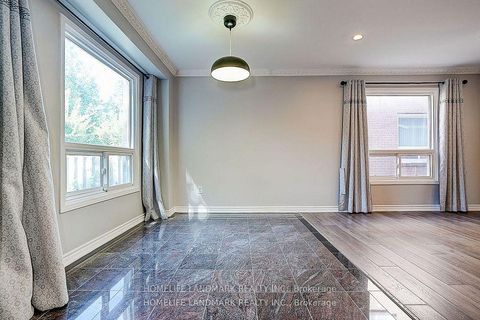 Photo 14 at 15 Saintsbury Square, Milliken, Toronto