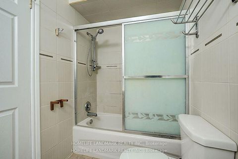 Photo 31 at 15 Saintsbury Square, Milliken, Toronto