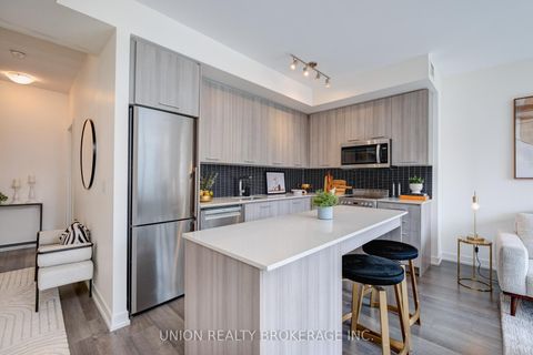 Photo 4 at 405 - 105 George Street, Moss Park, Toronto