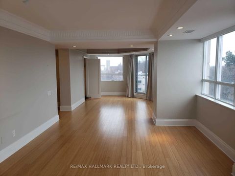 Photo 5 at Ph801 - 1801 Bayview Avenue, Leaside, Toronto