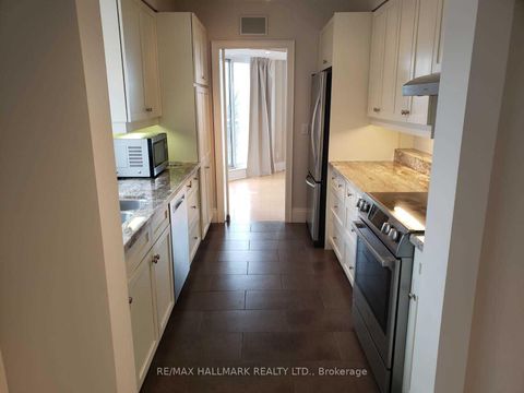 Photo 8 at Ph801 - 1801 Bayview Avenue, Leaside, Toronto