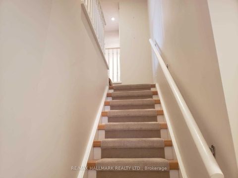 Photo 10 at Ph801 - 1801 Bayview Avenue, Leaside, Toronto