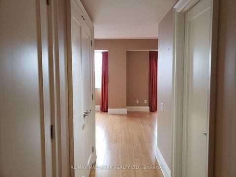Photo 14 at Ph801 - 1801 Bayview Avenue, Leaside, Toronto