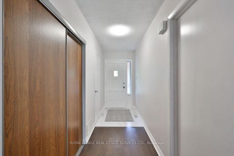 Photo 3 at 1459 Grosvenor Street, FA Falgarwood, Oakville
