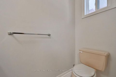 Photo 5 at 1459 Grosvenor Street, FA Falgarwood, Oakville