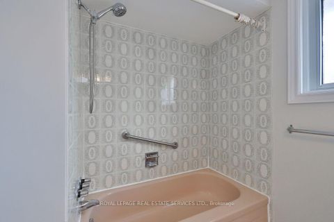 Photo 17 at 1459 Grosvenor Street, FA Falgarwood, Oakville