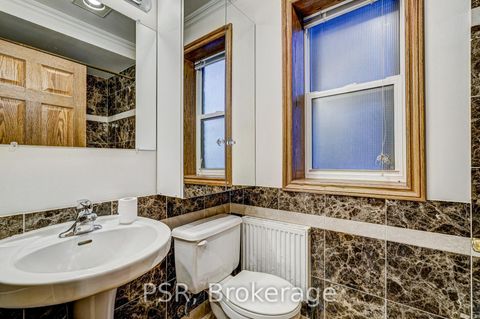Photo 19 at 98 Roselawn Avenue, Eglinton, Toronto