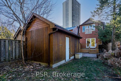 Photo 21 at 98 Roselawn Avenue, Eglinton, Toronto