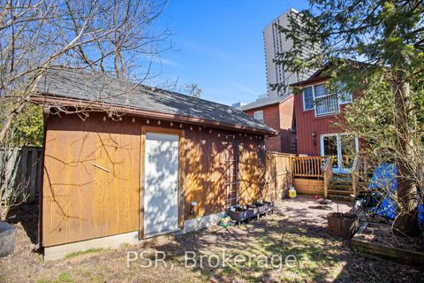 Photo 23 at 98 Roselawn Avenue, Eglinton, Toronto