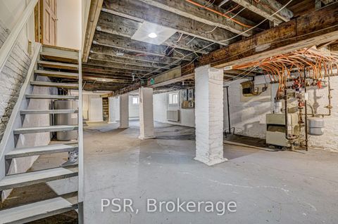 Photo 25 at 98 Roselawn Avenue, Eglinton, Toronto
