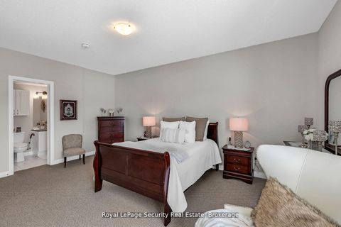 Photo 17 at 217 - 54 Koda Street, Rural Barrie Southwest, Barrie