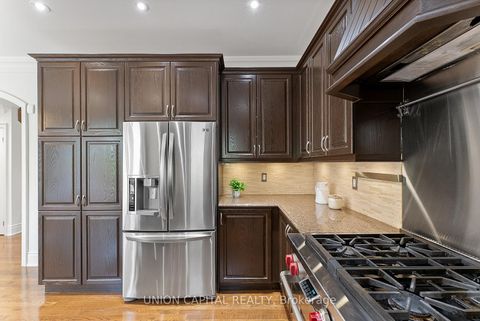 Photo 16 at 57 Routledge Drive, Oak Ridges, Richmond Hill Photo 16 at 57 Routledge Drive, Oak Ridges, Richmond Hill