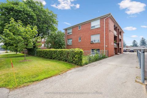 Photo 1 at 19 Dover Drive N, Alderwood, Toronto