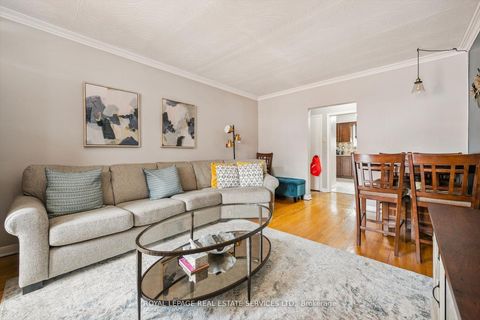 Photo 9 at 19 Dover Drive N, Alderwood, Toronto