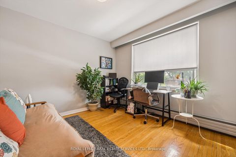 Photo 16 at 19 Dover Drive N, Alderwood, Toronto