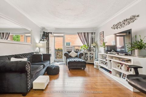 Photo 23 at 19 Dover Drive N, Alderwood, Toronto