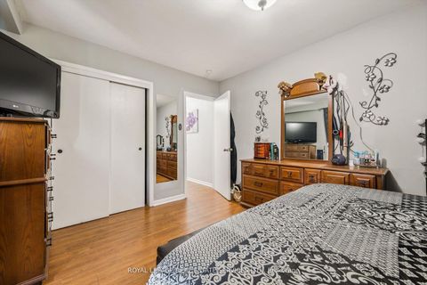 Photo 29 at 19 Dover Drive N, Alderwood, Toronto