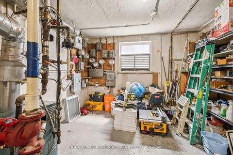 Photo 34 at 19 Dover Drive N, Alderwood, Toronto