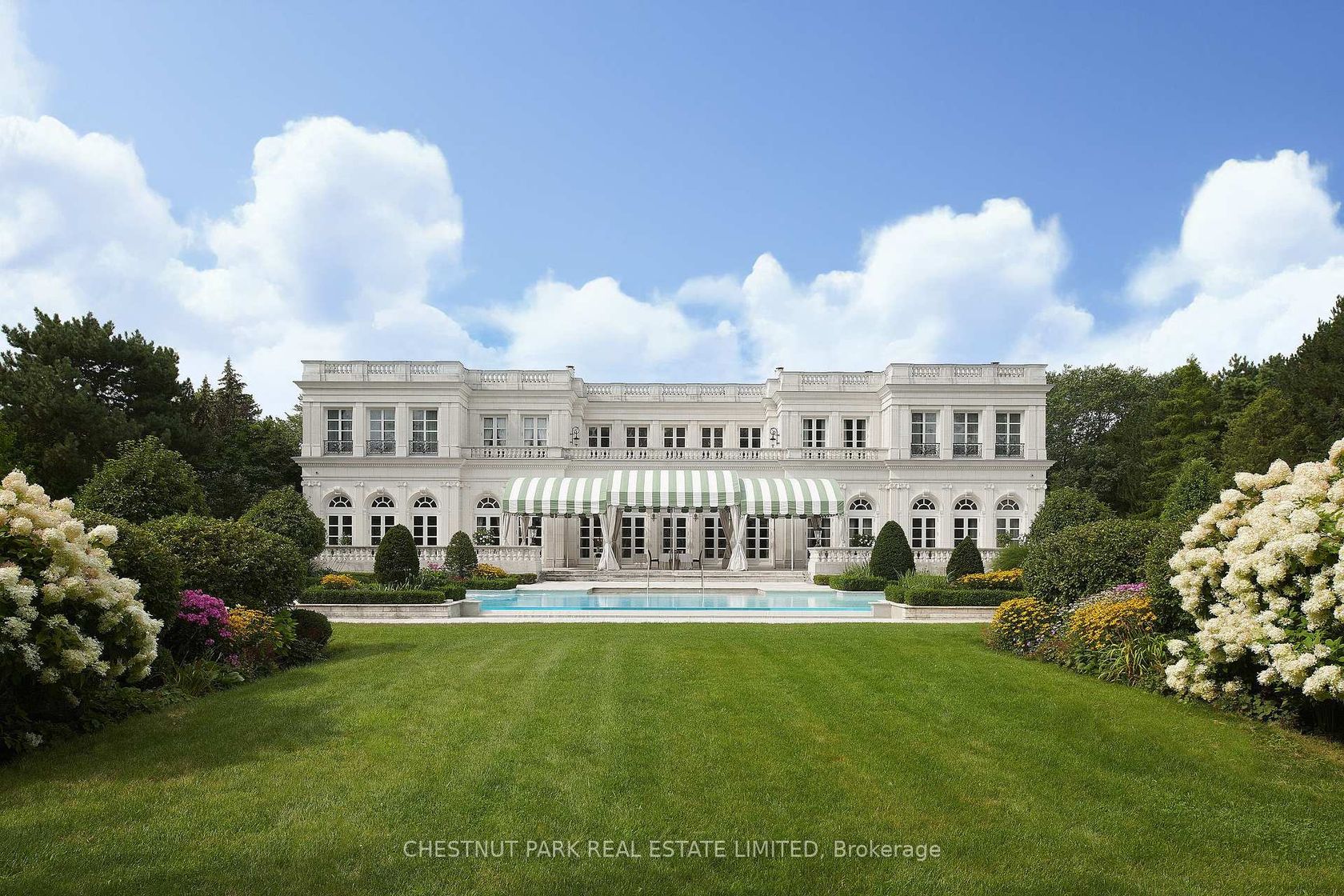 15 High Point Road, York Mills, Toronto 