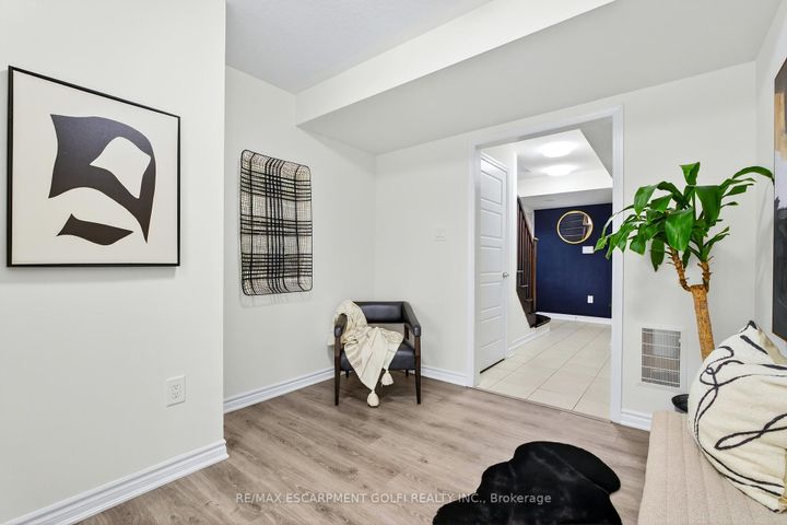 Photo 2 at 57 - 22 Spring Creek Drive, Waterdown, Hamilton