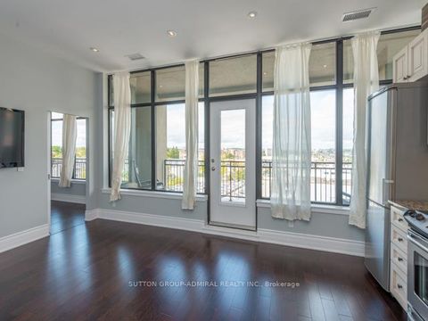 Photo 4 at 501 - 10376 Yonge Street, Crosby, Richmond Hill Photo 4 at 501 - 10376 Yonge Street, Crosby, Richmond Hill