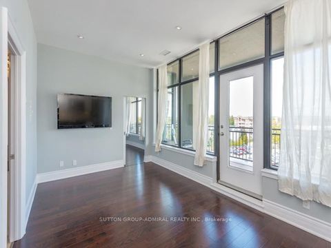 Photo 7 at 501 - 10376 Yonge Street, Crosby, Richmond Hill Photo 7 at 501 - 10376 Yonge Street, Crosby, Richmond Hill